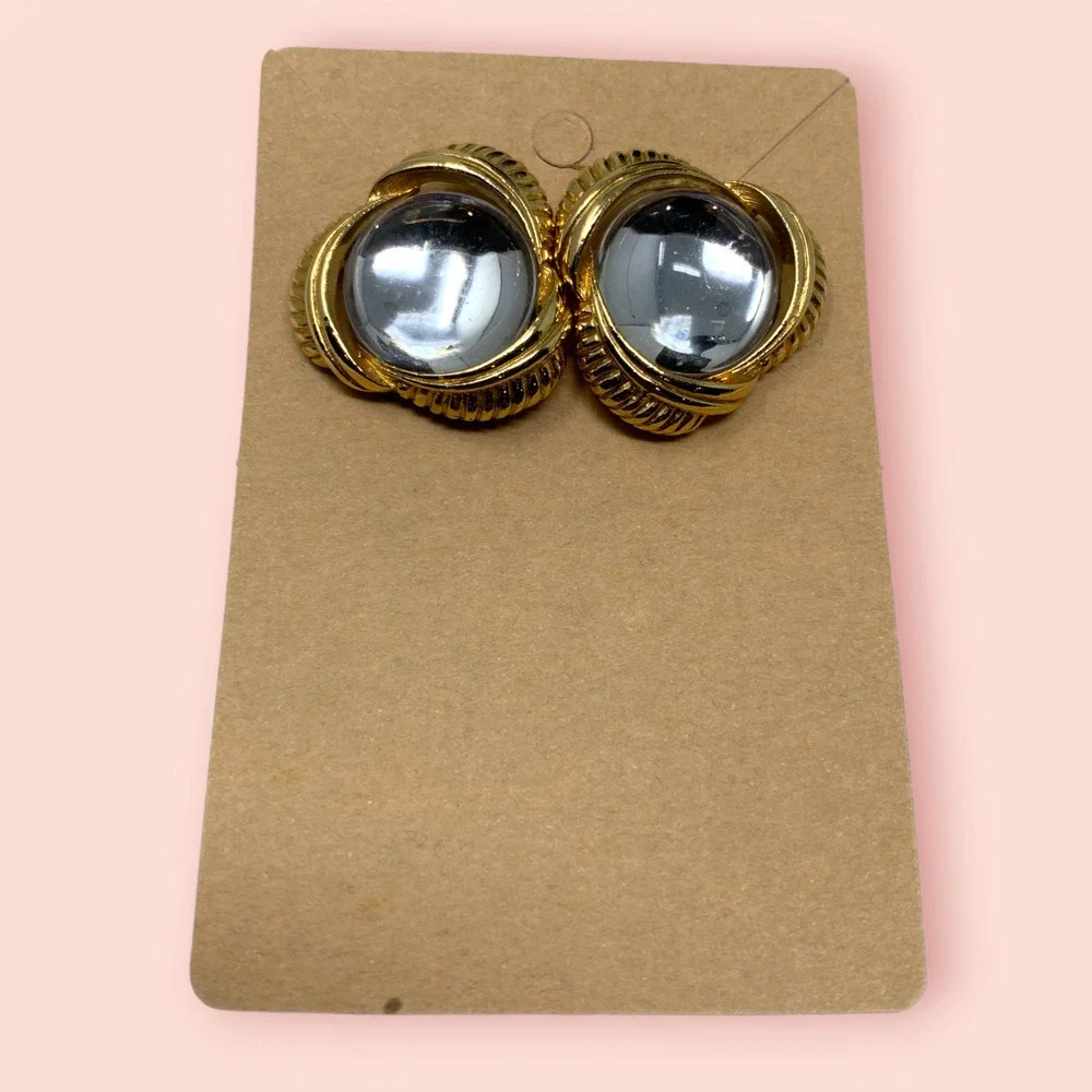 Vintage NEW 1990s Y2K Earrings Round Clear Crystal Cabochon Gold Tone Pierced